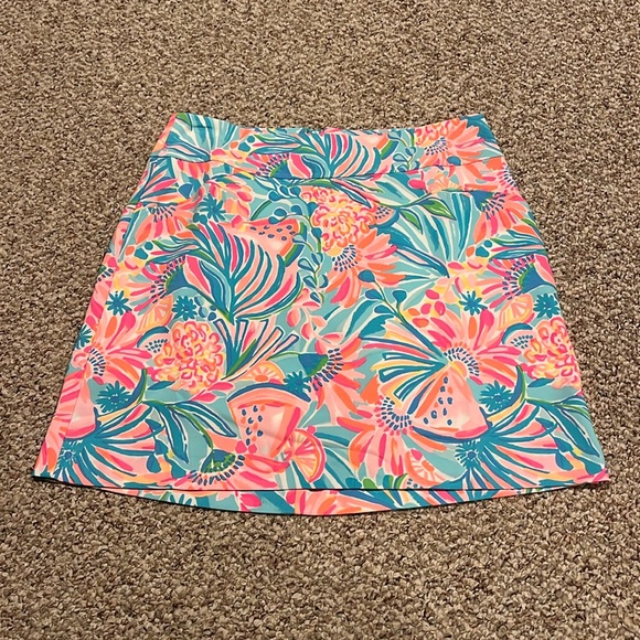 Lilly Pulitzer … Jonas skort… size 6 - Picture 1 of 4